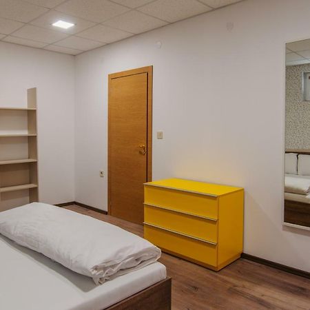 Pansion Storgozia Aparthotel Pleven ภายนอก รูปภาพ
