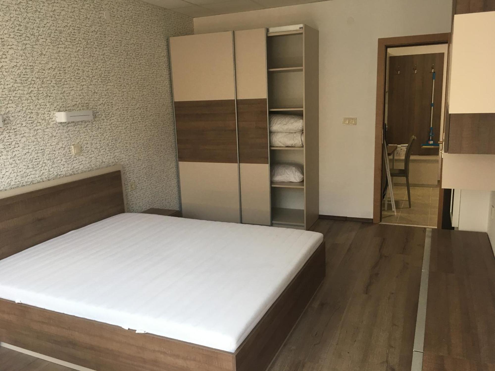 Pansion Storgozia Aparthotel Pleven ภายนอก รูปภาพ